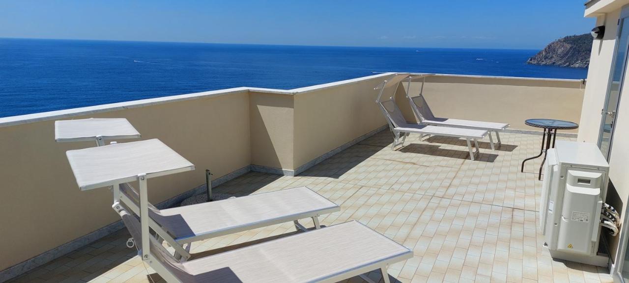 Appartamenti Enrica With Amazing View Moneglia Exterior foto